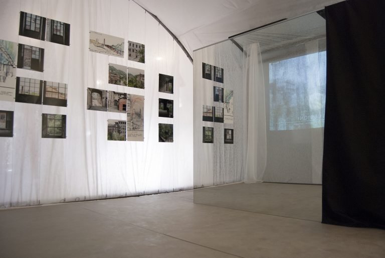 espositori per mostre fotografiche