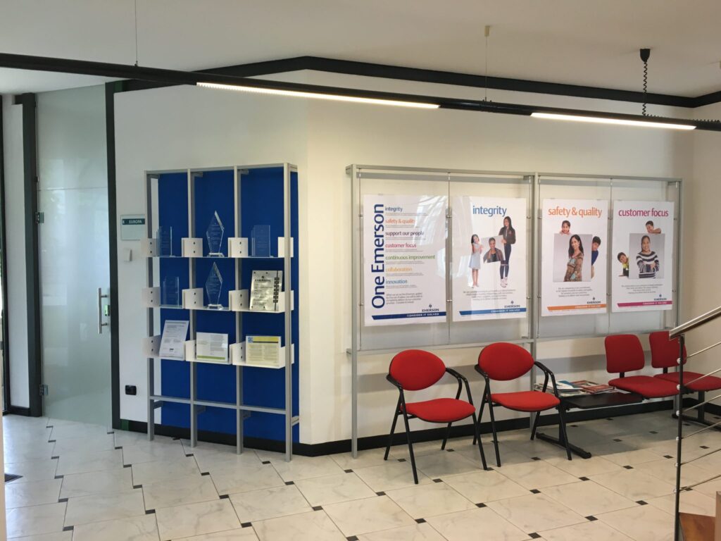 espositori per comunicazione