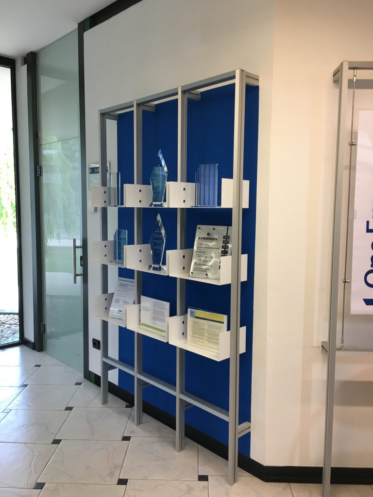 espositori per comunicazione